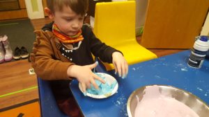 Fun Activity for Children - Making Slime at Coddington Ithaca (2)