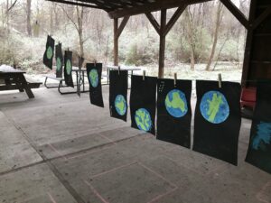 Coddington Road Community Center Families visit the Bear Room's outdoor classroom.